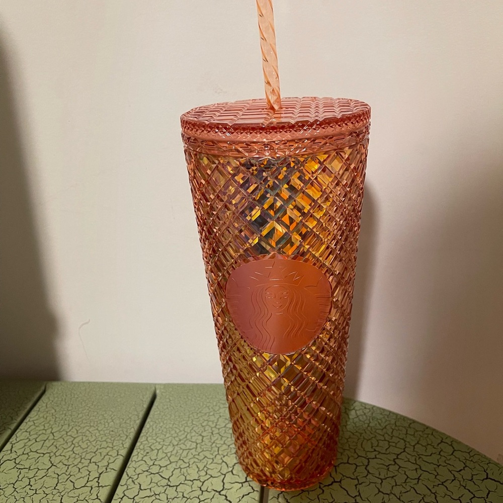 New Starbucks Christmas 2021 Venti Gold Jeweled Tumbler
